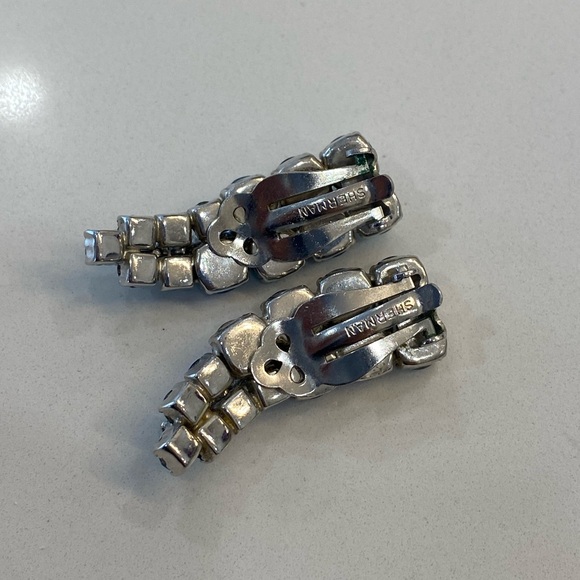 Vintage Sherman Clip on Earrings - Picture 6 of 7